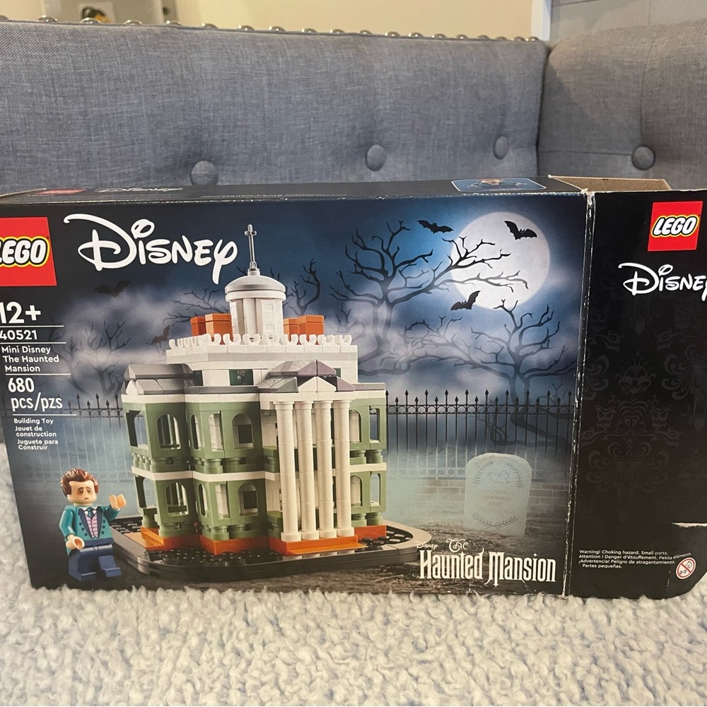 LEGO Disney Haunted Mansion Building Set